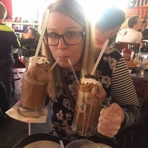 Meet your Posher, Jessika